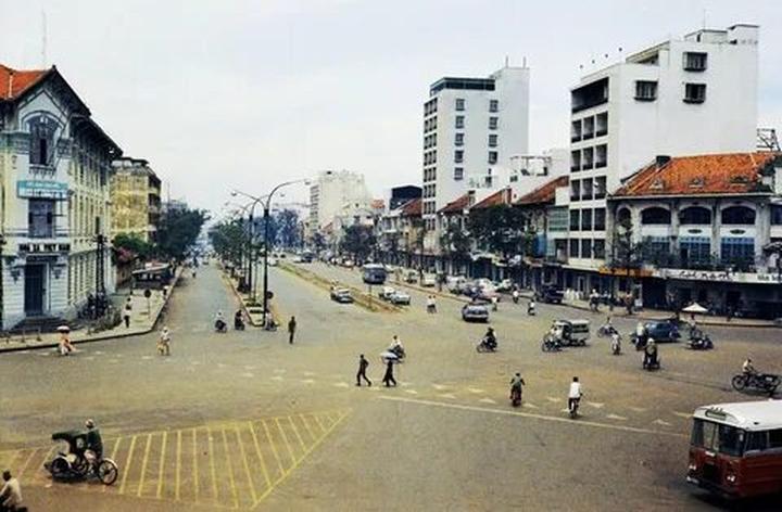 Chuyên gia Hotspot Matrix phân tích: Danh sách iPhone được lên và marketing video