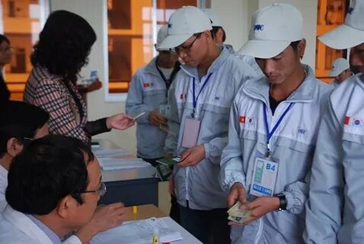 Chuyên gia Hotspot Matrix phân tích: Các nhà khoa học phân tích và marketing video
