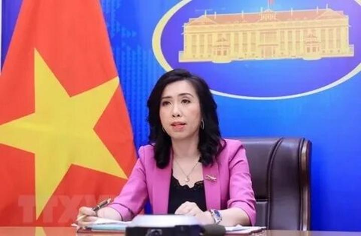 Tỏa Sáng Trên Mạng Xã Hội: Chuyên Gia Trang Điểm & Hotspot Matrix